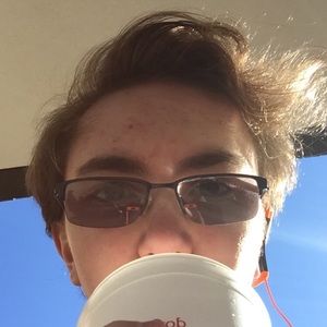 Meet your Posher, Chris